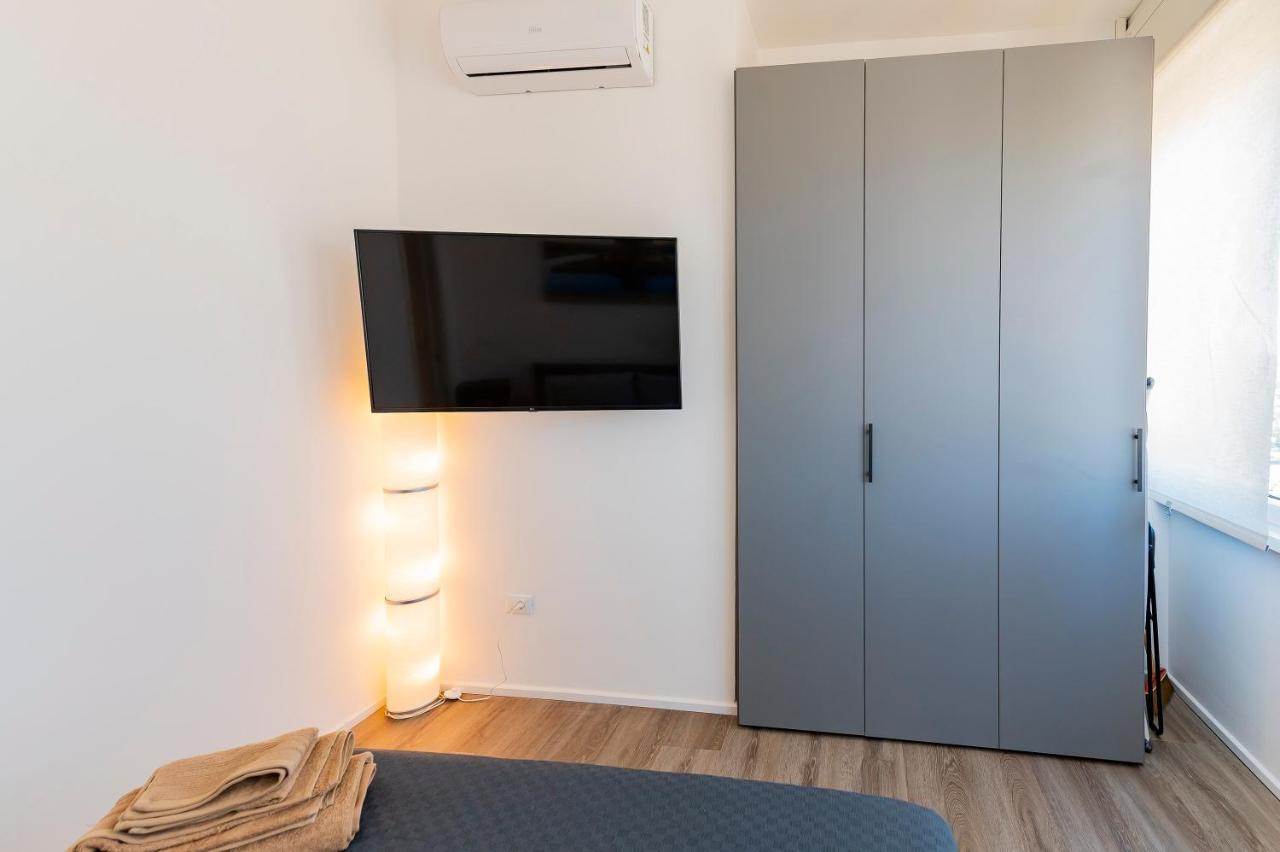 Piazza Salotto & Stazione Comfy Apartment Pescara Exterior foto