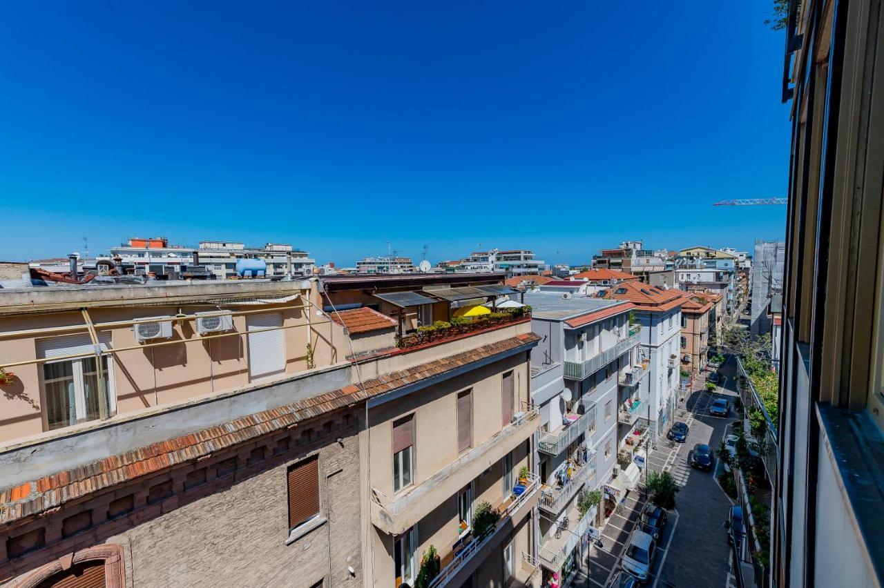 Piazza Salotto & Stazione Comfy Apartment Pescara Exterior foto